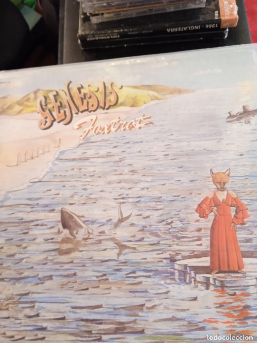 Discos de vinilo: GENESIS- FOXTROT. LP - Foto 1