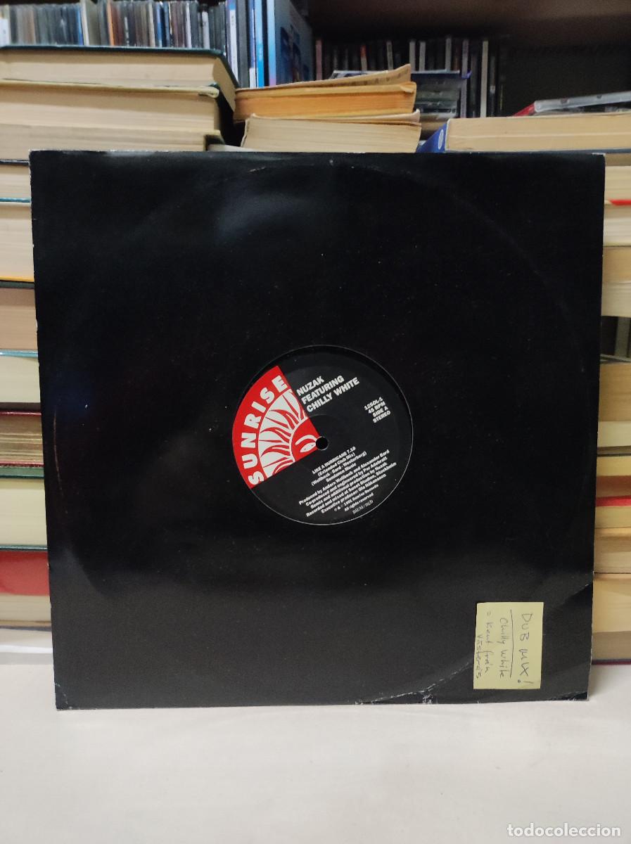 Discos de vinilo: Nuzak Featuring Chilly White &ndash; Like A Hurricane - Foto 1