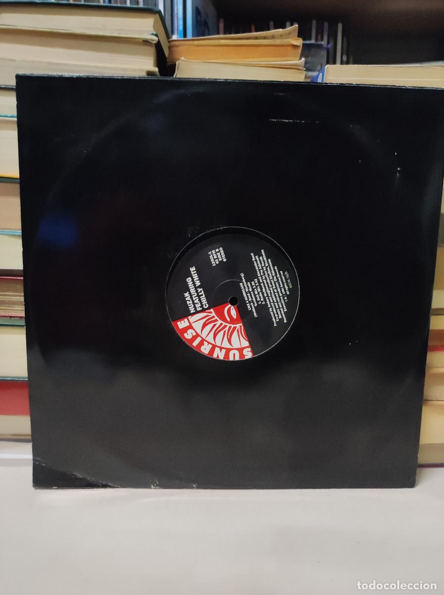 Discos de vinilo: Nuzak Featuring Chilly White &ndash; Like A Hurricane - Foto 2