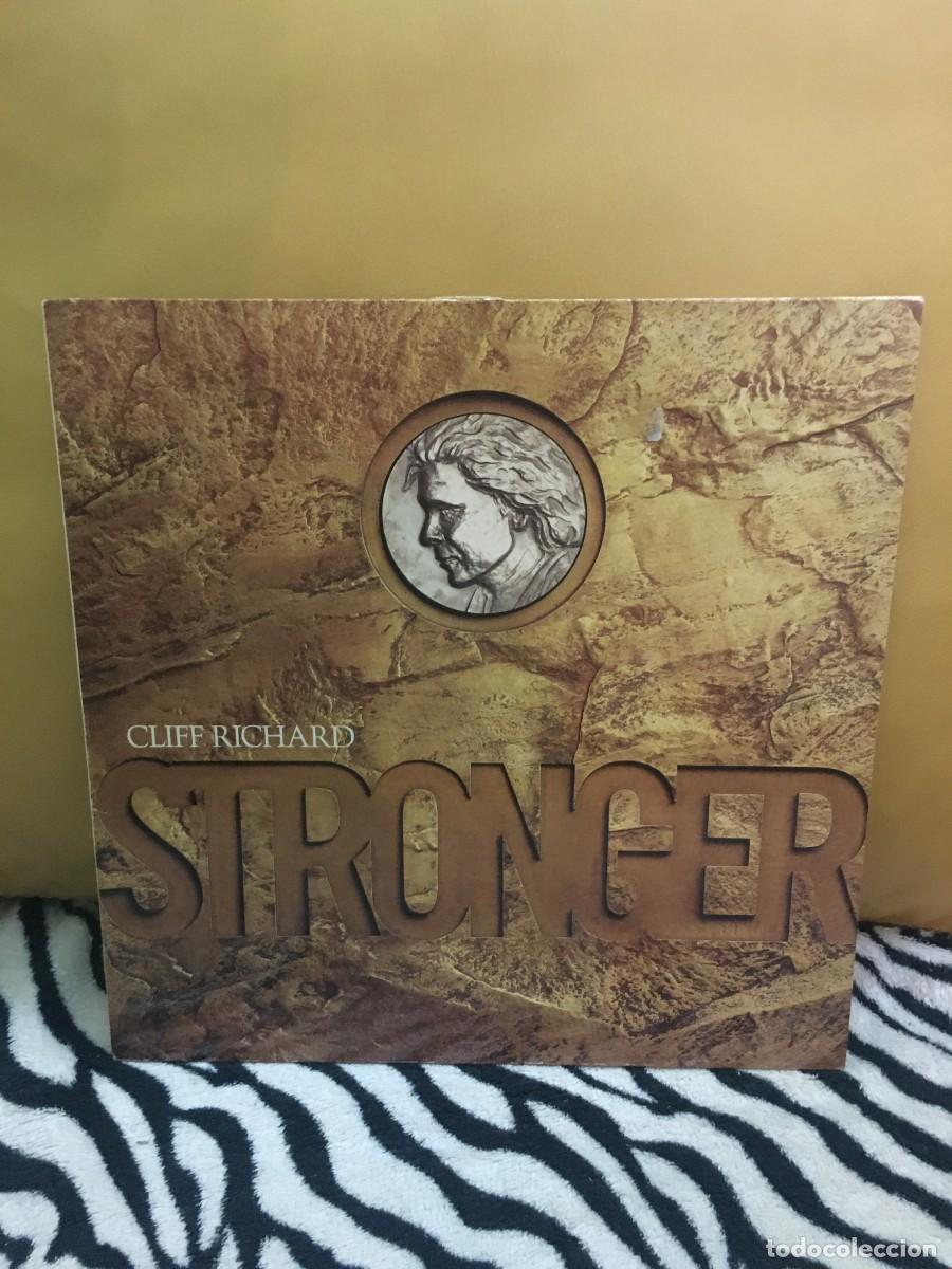 Discos de vinilo: Cliff Richard &lrm;&ndash; Stronger - Foto 1