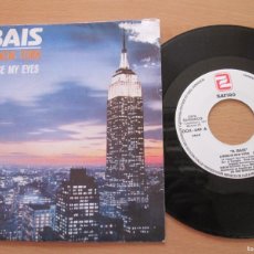 Discos de vinilo: R. BAIS - LIVING IN NEW YORK / WHEN I CLOSE MY EYES. SINGLE, SPANISH 7” 1984 EDITION. BUEN ESTADO. Lote 365159776
