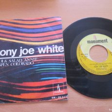 Discos de vinilo: TONY JOE WHITE - POLK SALAD ANNIE / ASPEN COLORADO. SINGLE. SPANISH 7” 1969 EDITION. MUY BUEN ESTADO. Lote 365263346