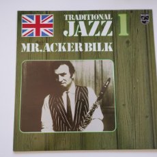 Discos de vinilo: MR. ACKER BILK AND HIS PARAMOUNT JAZZ BAND – TRADITIONAL JAZZ 1. Lote 365328286