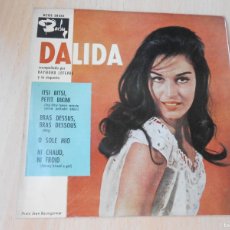 Discos de vinilo: DALIDA, EP, ITSI BITSI, PETIT BIKINI + 3, AÑO 1960, BARCLAY BCGE 28.255. Lote 365949491