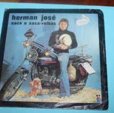Discos de vinilo: SINGLE DE ”HERMAN JOSÉ - SACA O SACA-ROLHAS” FABRICADO PORTUGAL MOVIEPLAY - AÑOS 70. Lote 366148546