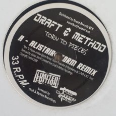 Discos de vinilo: DRAFT & METHOD / URBAN SECTOR – TORN TO PIECES / RADYO SELLO:DOUBLE F MUSIC – F010. Lote 366413426