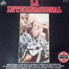 Discos de vinilo: LA INTERNACIONAL - 1977 - CON POSTER - GUERRA CIVIL. Lote 366594311