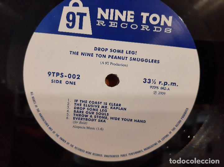 Discos de vinilo: NINE TON PEANUT SMUGGLERS -DROP SOME LEG!- (2009) LP DISCO VINILO - Foto 4
