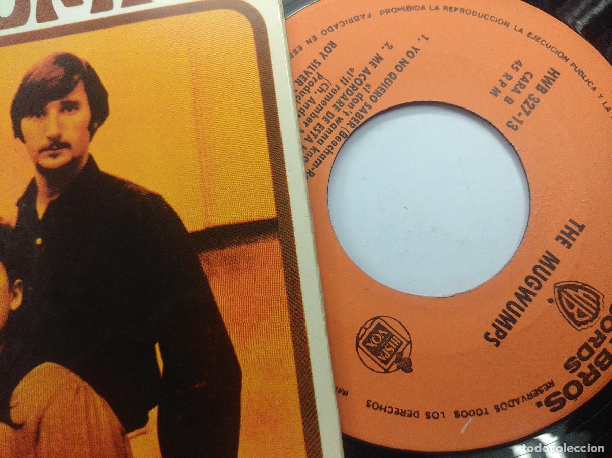 Discos de vinilo: THE MUGWUMPS/BUSCANDO/SINGLE. - Foto 2