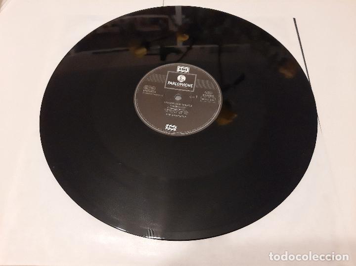 Discos de vinilo: QUIREBOYS -TRAMPS & THIEVES- (1992) MAXI-SINGLE - Foto 3