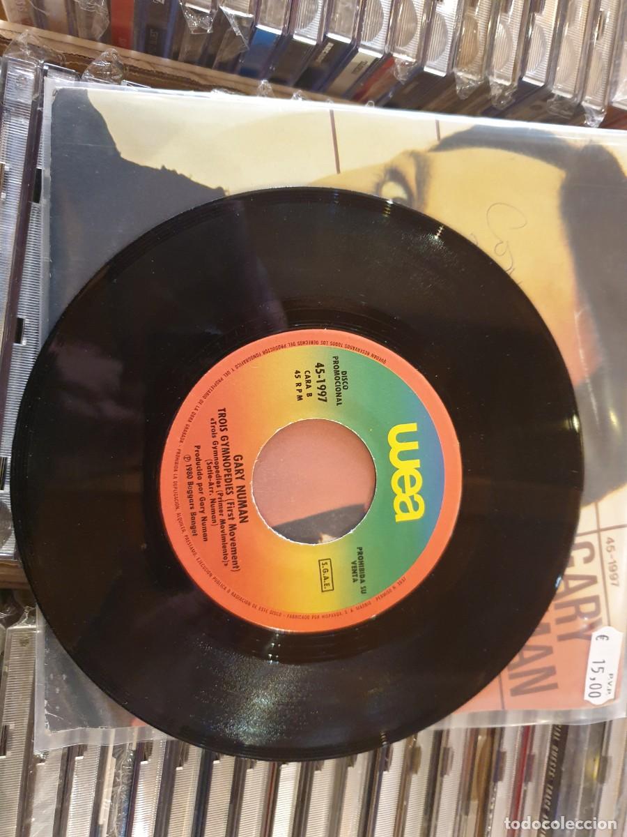 Discos de vinilo: 7&rdquo; Gary Numan we are glass - Foto 1