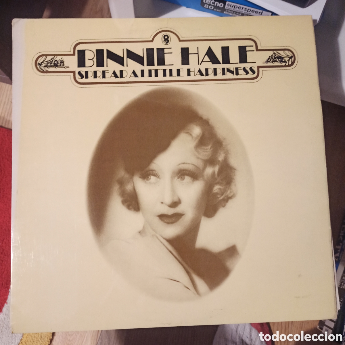 Binnie Hale &ndash; Spread A Little Happiness