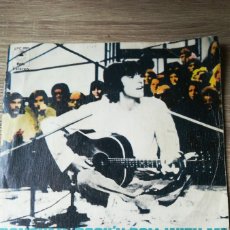 Discos de vinilo: DONOVAN ROCK'N ROLL WITH ME SINGLE VINILO 1974. EL VINILO ESTÁ ROTO, VER FOTO.