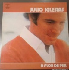 Discos de vinilo: JULIO IGLESIAS. ” A FLOR DE PIEL ”. EDICION ESPAÑOLA. 1974. COLUMBIA RECORDS. Lote 374204969
