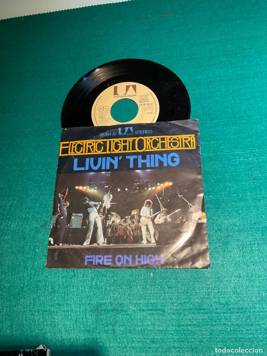 Discos de vinilo: ELECTRIC LIGHT ORCHESTRA. Livin thing - Foto 1