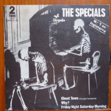 Discos de vinilo: THE SPECIALS / GHOST TOWN / 1981 / EP. Lote 374919349
