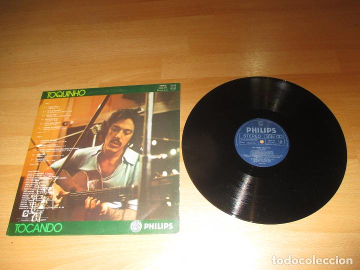 Discos de vinilo: TOQUINHO - TOCANDO - BRASIL - PHILIPS - REF 6349 349 - Foto 2