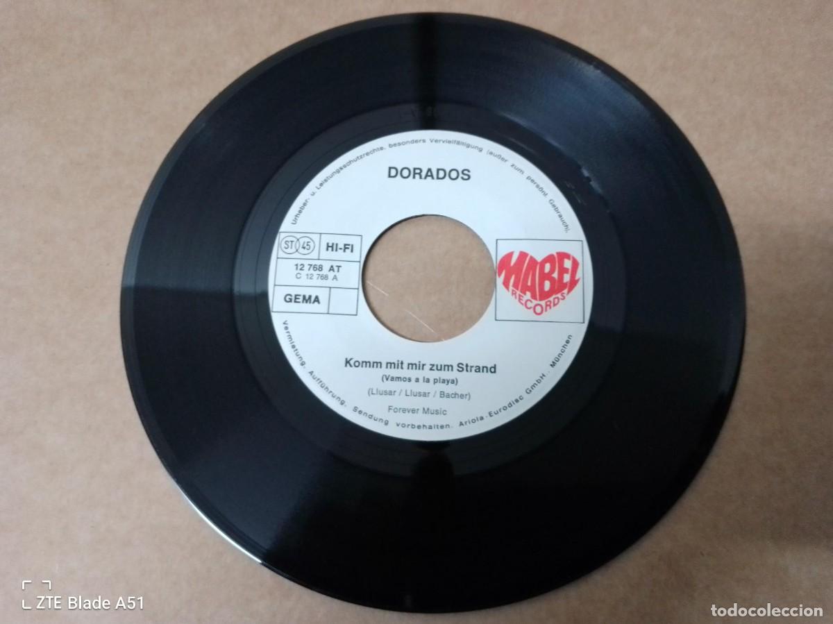 Discos de vinilo: SINGLE DORADOS VAMOS A LA PLAYA CANTADA EN ALEMAN - Foto 3