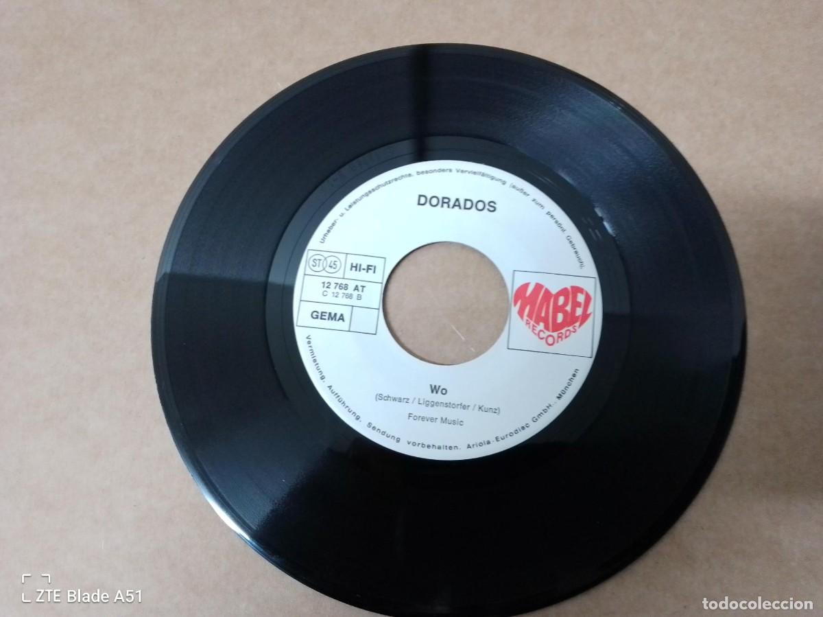 Discos de vinilo: SINGLE DORADOS VAMOS A LA PLAYA CANTADA EN ALEMAN - Foto 4