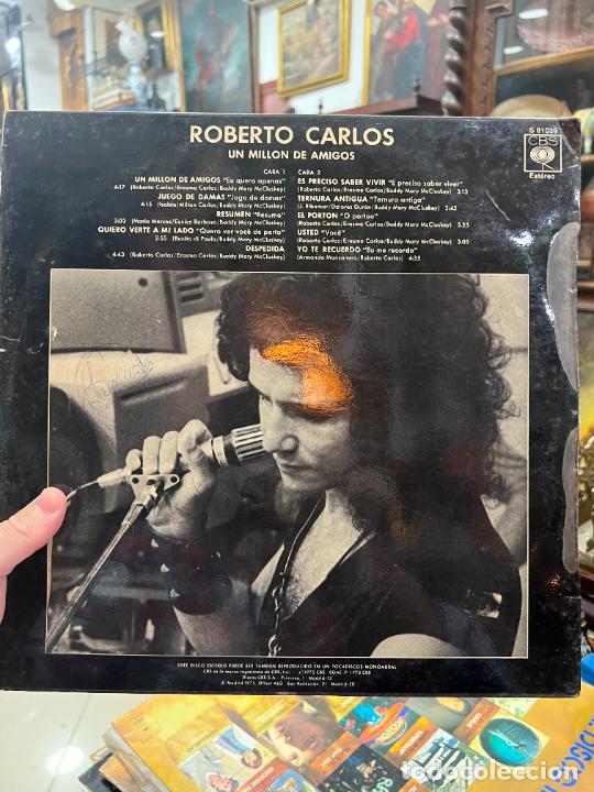 Discos de vinilo: LP ROBERTO CARLOS - UN MILLON DE AMIGOS - Foto 2