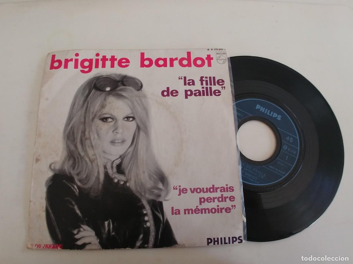 Discos de vinilo: BRIGITTE BARDOT-SINGLE LA FILLE DE PAILLE - Foto 1