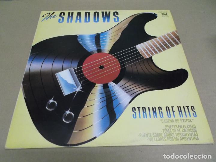 Discos de vinilo: THE SHADOWS (LP) STRING OF HITS A&Ntilde;O &ndash; 1979 - Foto 1