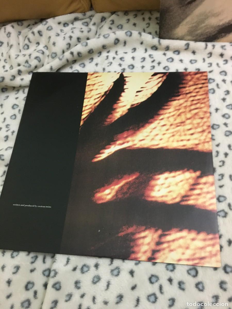Discos de vinilo: Cocteau Twins &lrm;&ndash; Blue Bell Knoll - Foto 3