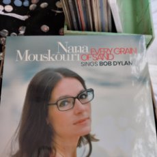 Discos de vinilo: NANA MOUSKOURI. EVERY GRAIN OF SAND. SINGS BOB DYLAN. LP DE VINILO.. Lote 378314559