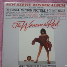 Discos de vinilo: THE WOMAN IN RED(MUSIC DE STEVIE WONDER)EDICION USA DEL 84 DOBLE CARATULA. Lote 380781469