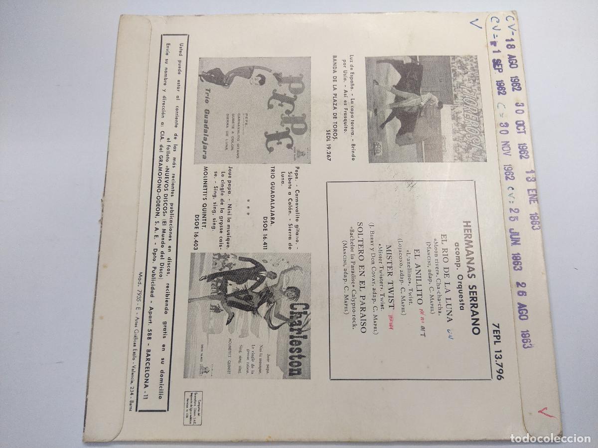 Discos de vinilo: HERMANAS SERRANO/EL RIO DE LA LUNA/SINGLE. - Foto 3