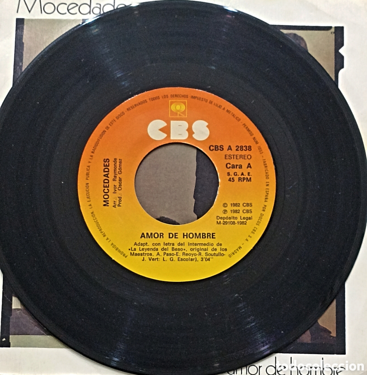 Discos de vinilo: SINGLE MOCEDADES - AMOR DE HOMBRE - CBS 1982 - Foto 3