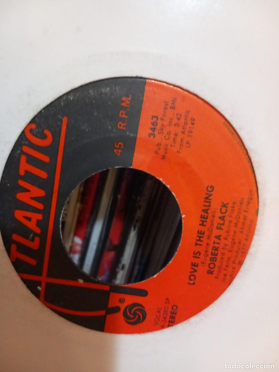 Discos de vinilo: roberta flack - love is the healing - simple - Foto 1