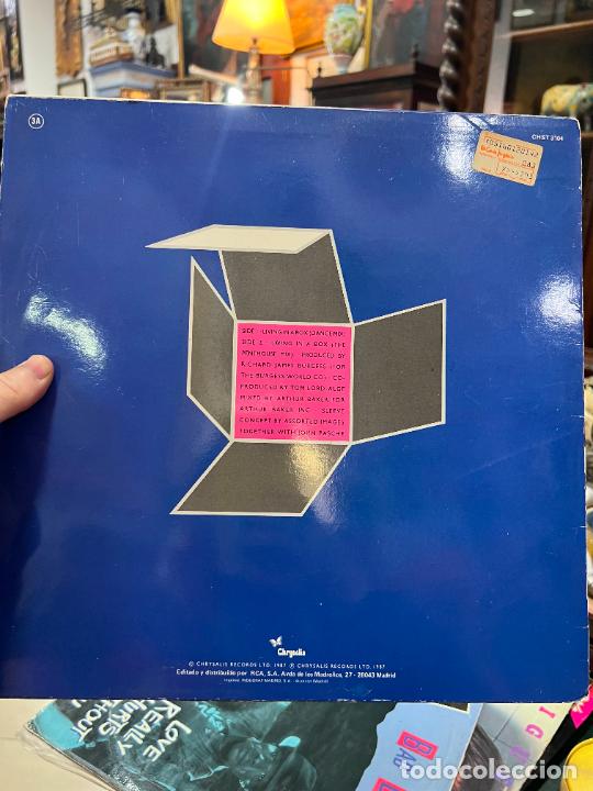 Discos de vinilo: LP LIVING IN A BOX - Foto 2