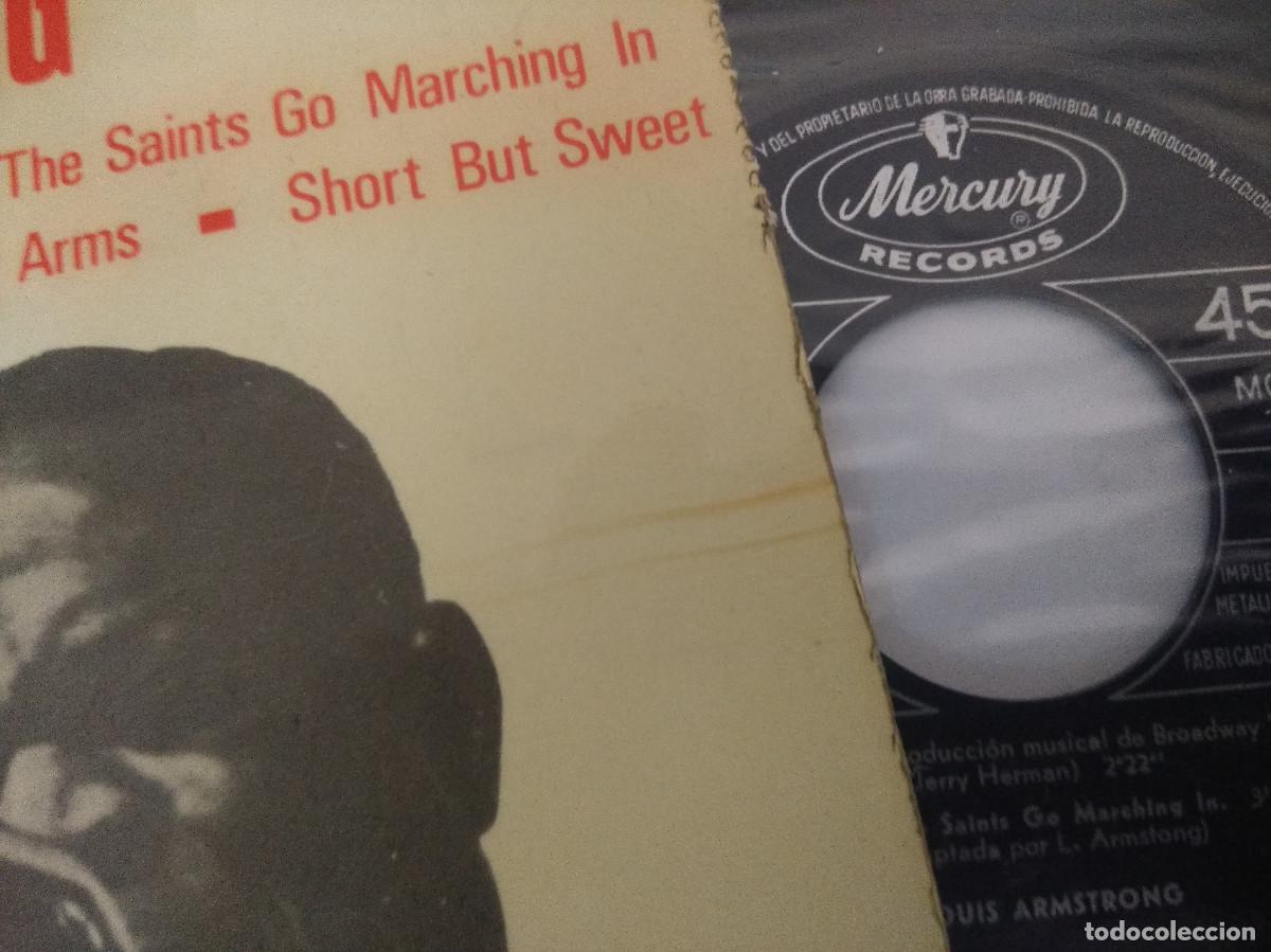 Discos de vinilo: LOUIS ARMSTRONG/MAME/SINGLE. - Foto 2