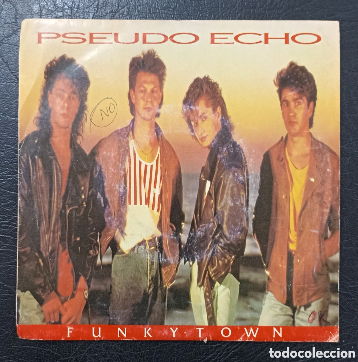 Discos de vinilo: SINGLE PSEUDO ECHO - FUNKY TOWN - RCA 1987 - Foto 1