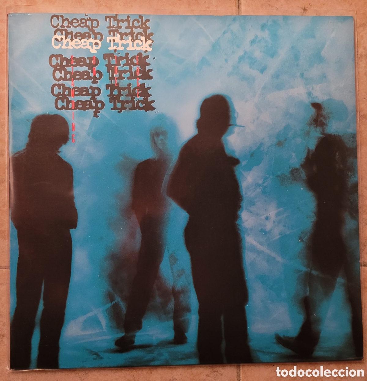Discos de vinilo: Cheap Trick Standing on the edge lp. - Foto 1