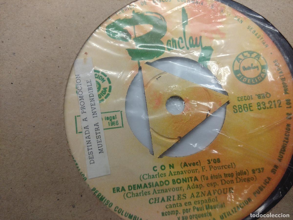 Discos de vinilo: CHARLES AZNAVOUR/QUIEN/SINGLE PROMOCIONAL. - Foto 3