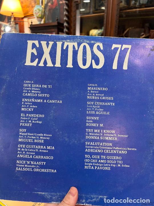 Discos de vinilo: LP EXITOS 77 - Foto 2