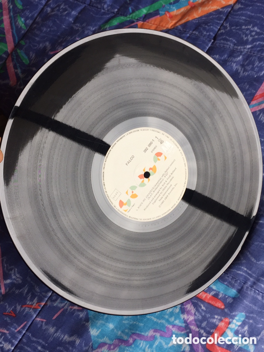 Discos de vinilo: FALCO - ROCK ME AMADEUS / MAXI - Foto 13