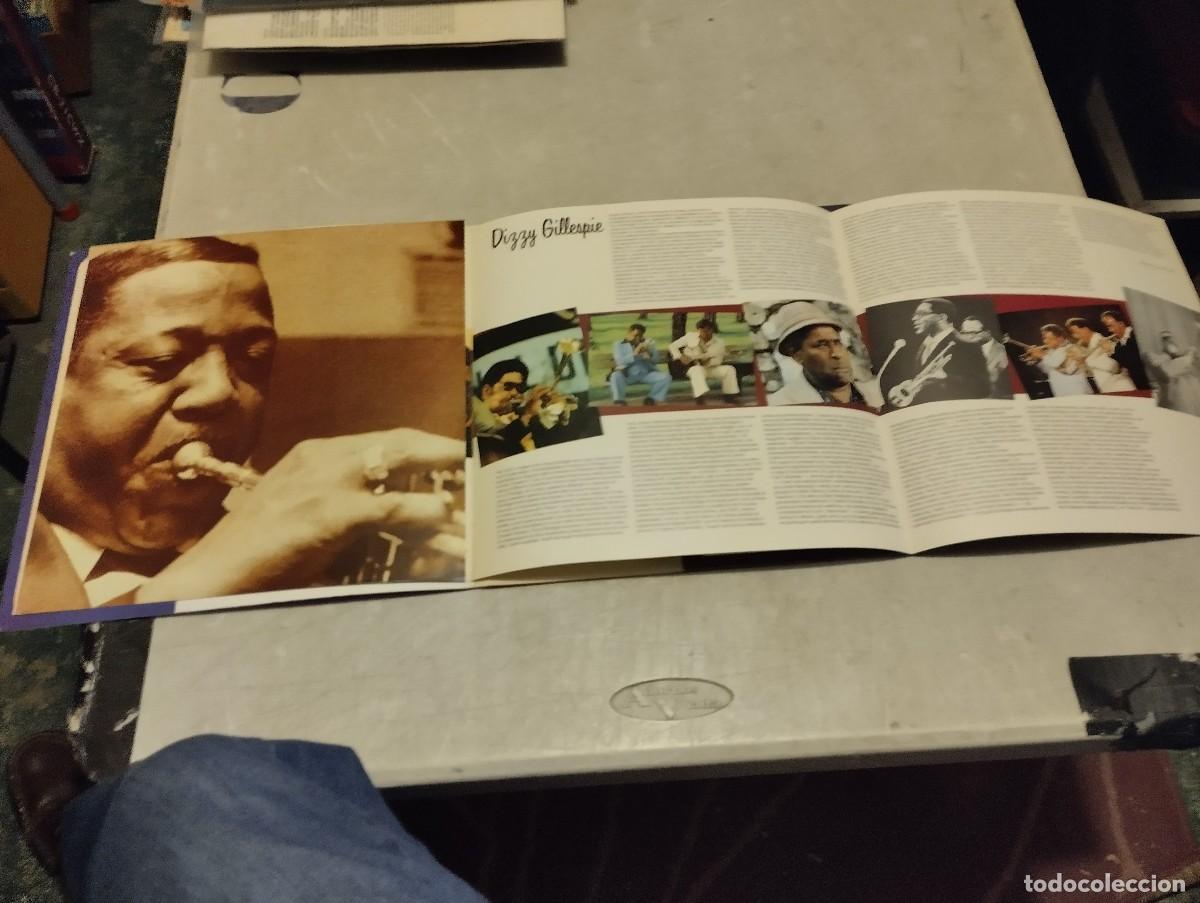 Discos de vinilo: Roy Eldridge & Dizzy Gillespie It.1980 portada abierta libreto - Foto 2