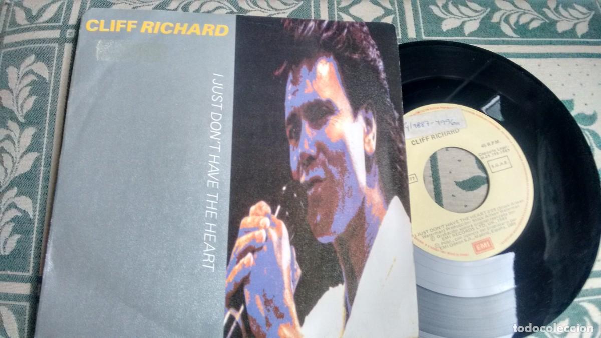 Discos de vinilo: SINGLE (VINILO) DE CLIFF RICHARD A&Ntilde;OS 80 - Foto 1