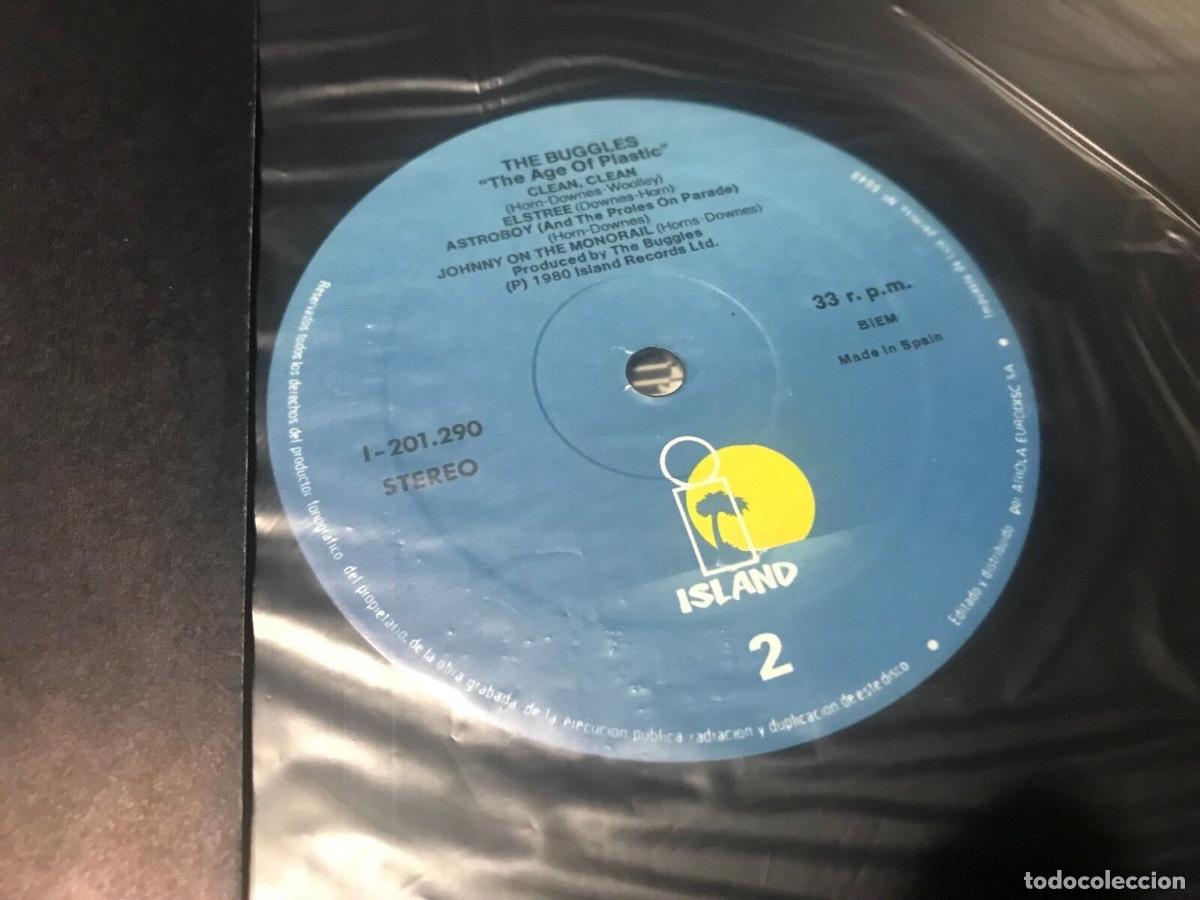 Discos de vinilo: BUGGLES - PLASTIC AGE LP ISLAND 1980 SYNTH POP NEW WAVE - Foto 5