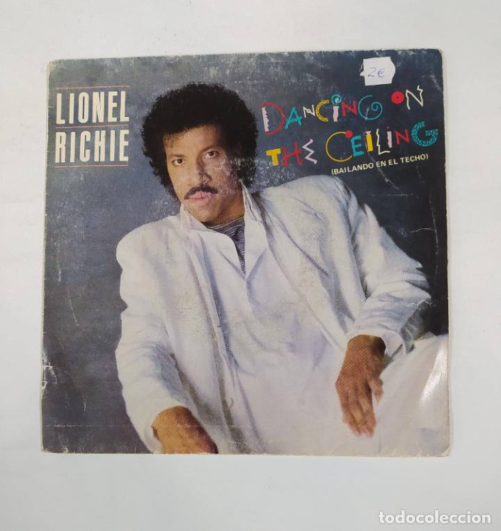 Discos de vinilo: LIONEL RICHIE. DANCING ON THE CEILING. SINGLE. TDKDS28C - Foto 1