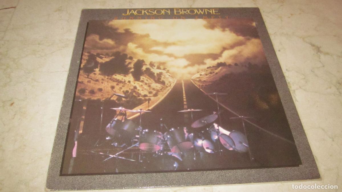 Discos de vinilo: JACKSON BROWNE - RUNNING ON EMPTY LP - ASYLUM RECORDS ESPA&Ntilde;A 1984 - Foto 1