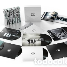 Discos de vinilo: U2 ALL THAT YOU CAN'T LEAVE BEHIND 20TH ANNIVERSARY SUPER DELUXE 11 VINYL BOXET. Lote 389947149