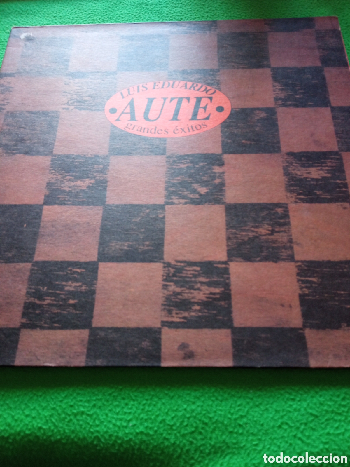 Discos de vinilo: Luis Eduardo Aute - Grandes &eacute;xitos - Foto 1