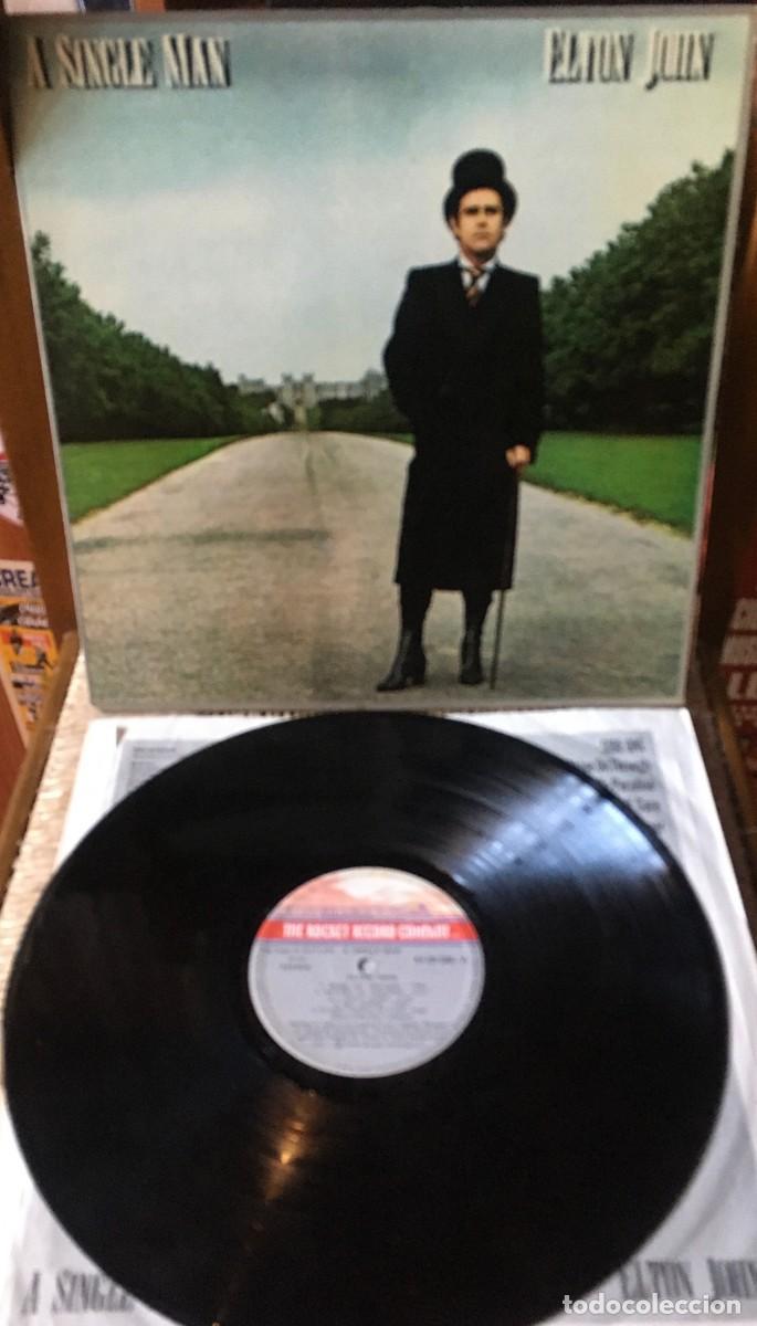 Discos de vinilo: ELTON JOHN - A SINGLE MAN, LP edic Spain 1978 - Foto 1