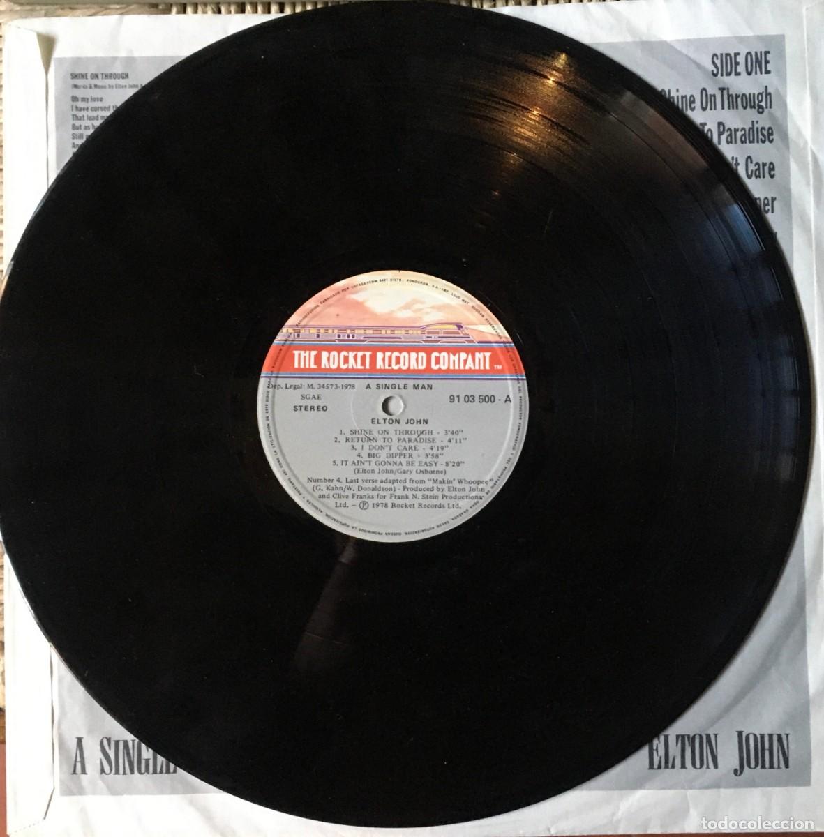 Discos de vinilo: ELTON JOHN - A SINGLE MAN, LP edic Spain 1978 - Foto 2