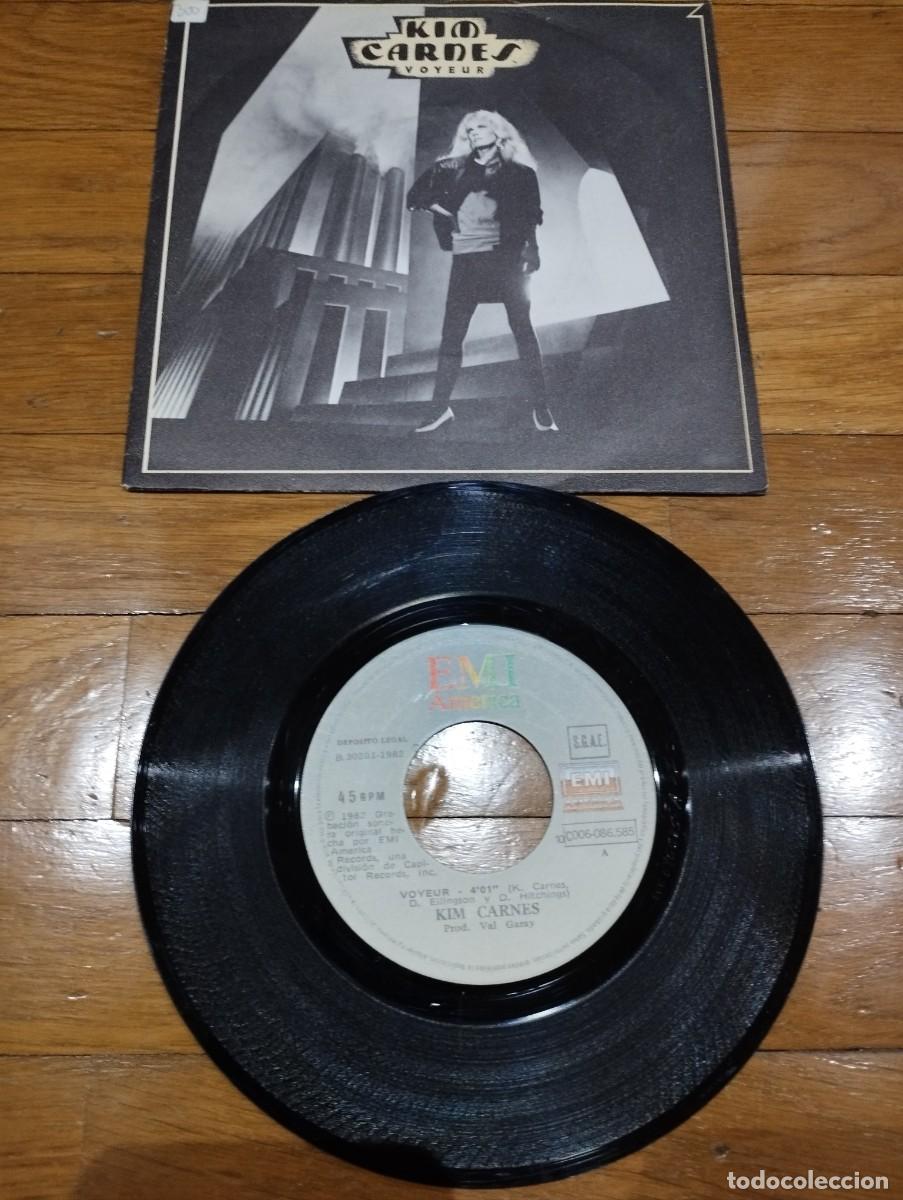 Discos de vinilo: KIM CARNES - VOYEUR - SINGLE 1982 - Foto 1