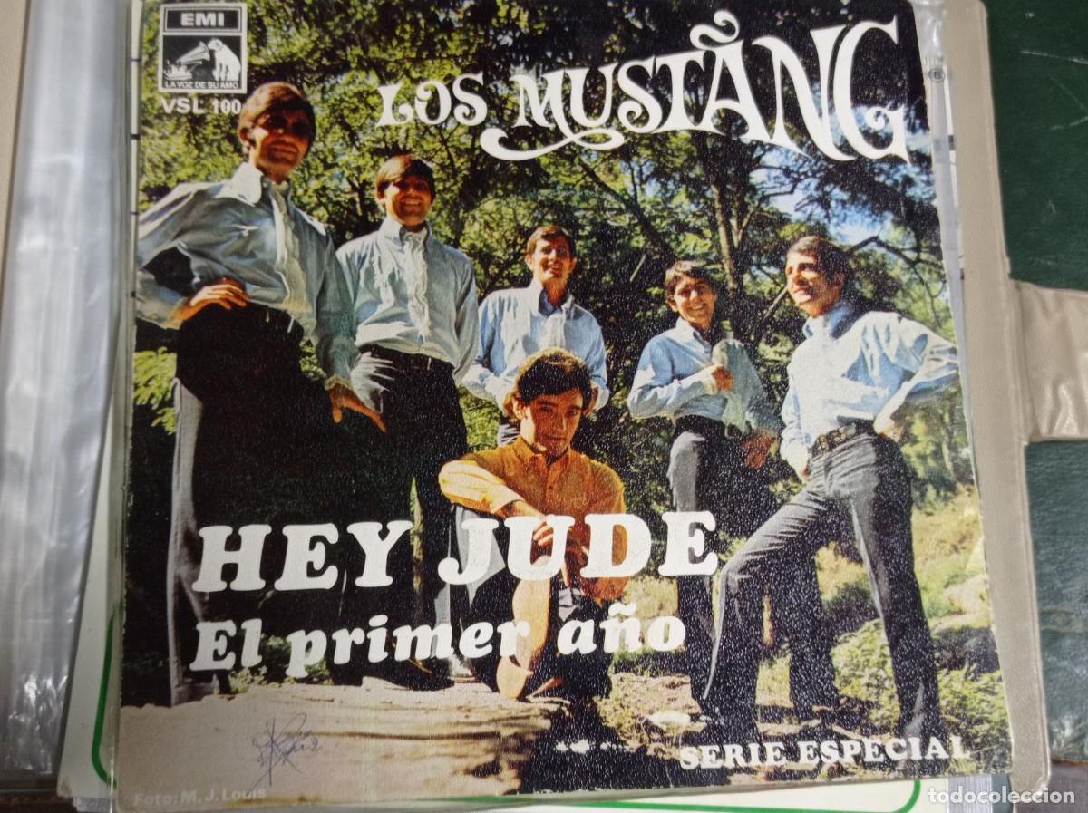 Discos de vinilo: Disco single Hey Jude Canci&oacute;n de Los Mustang - Foto 1